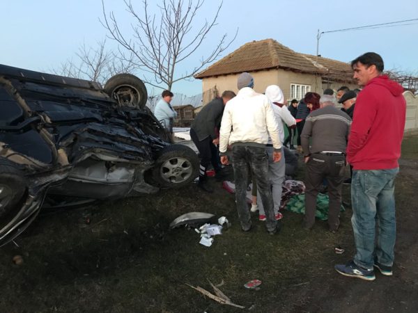 Impact violent la intrare în Viișoara