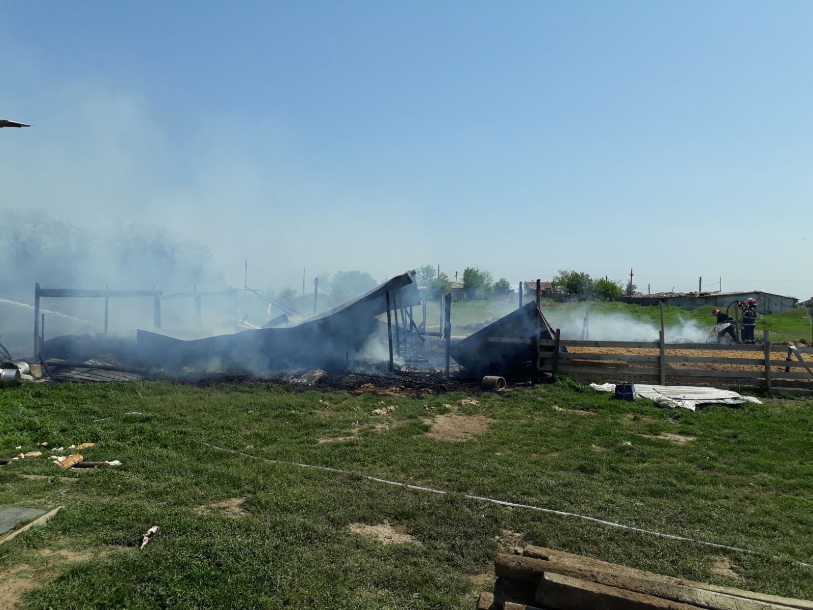 Incendiu la intrare în Valea Dacilor