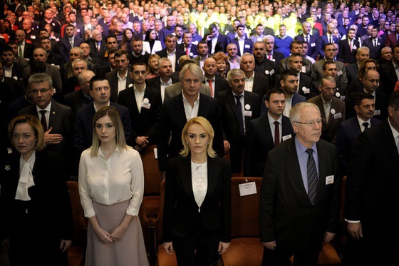 Luni, CEx-ul PSD pentru remanierea guvernamentală
