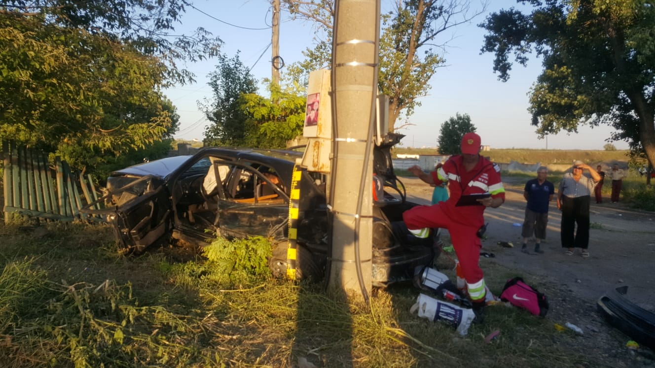 (Foto+Video) Un șofer băut a provocat un accident la Ovidiu. ȘAPTE victime din care patru minori