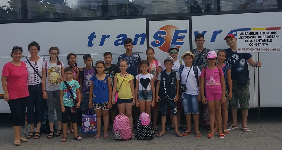 Ansamblul “Izvorașul Dobrogean” Fântânele, la Festivalul Internațional de Dans "Troia" din Turcia