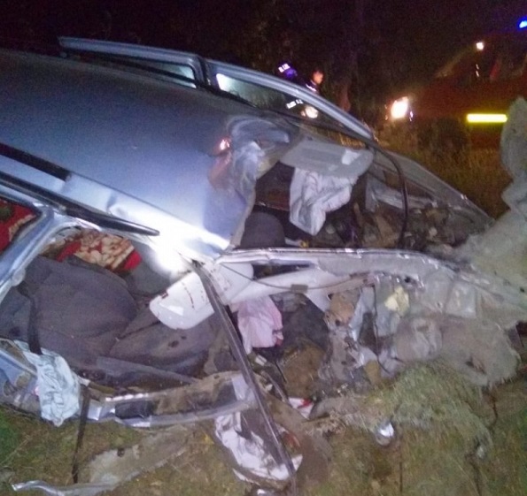 Accident grav pe DN 22, în Tulcea. Un tânăr de 17 ani, beat și fără permis a omorât un bărbat și a rănit un alt copil
