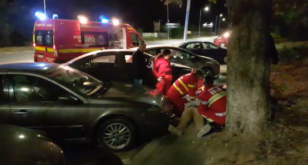 (Video) Unui bărbat i s-a făcut rău pe o stradă în Constanța. Medicii încearcă să-l readucă la viață