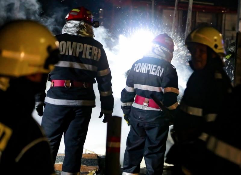 Doi bărbați au murit carbonizați în urma incendiului de vineri seară din Cernavodă