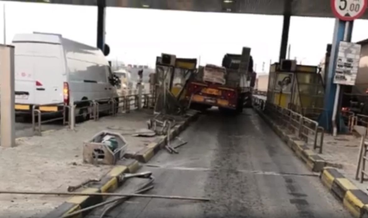 (Video) Cum s-a produs accidentul din această dimineață de la Stația de Taxare Fetești