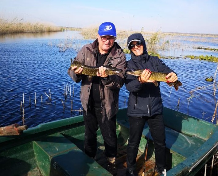 Jurnaliști la undiță. Asociația de Management al Destinației Turistice Delta Dunării a organizat prima ediție a Cupei Presei la Pescuit