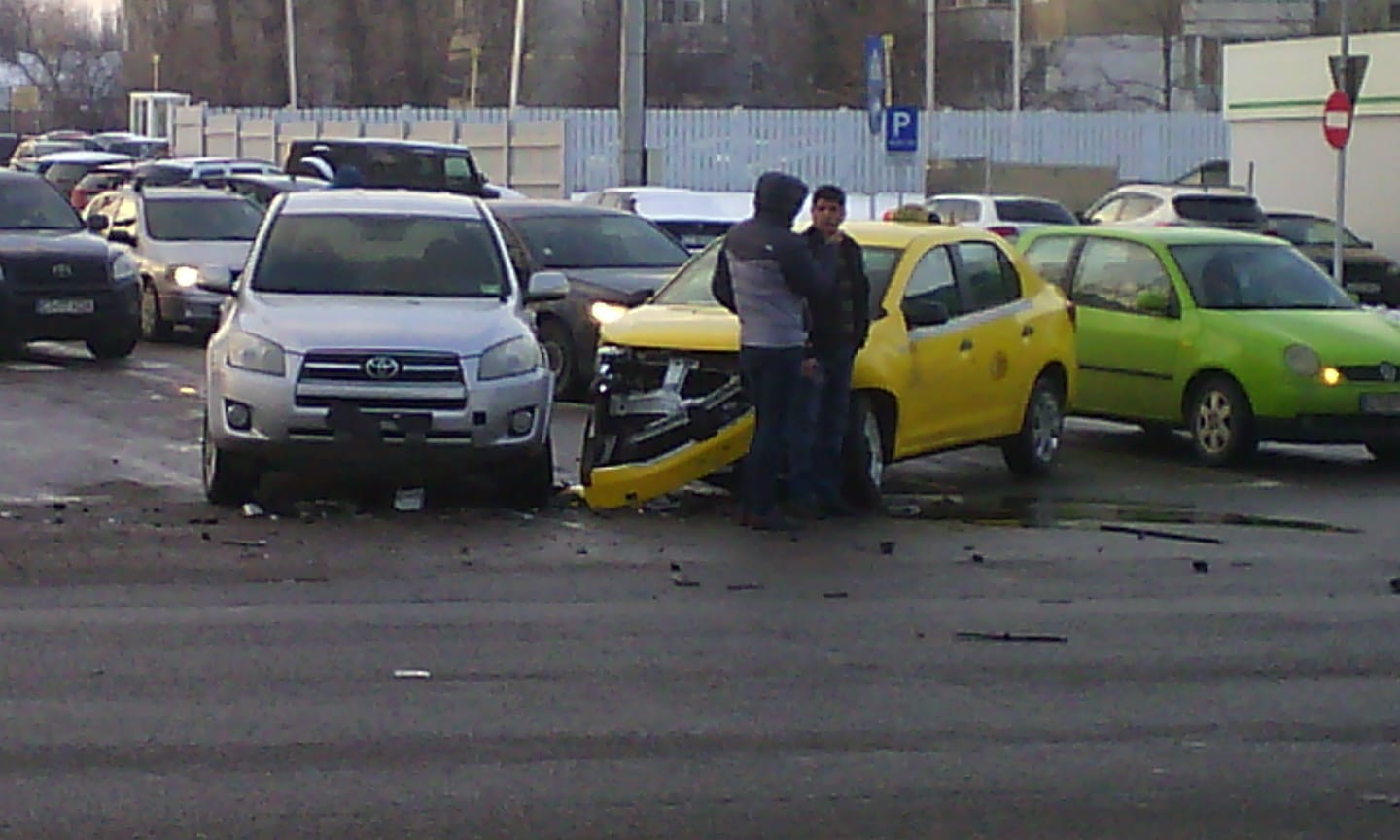 Patru mașini implicate într-un accident în zona Abator din Constanța