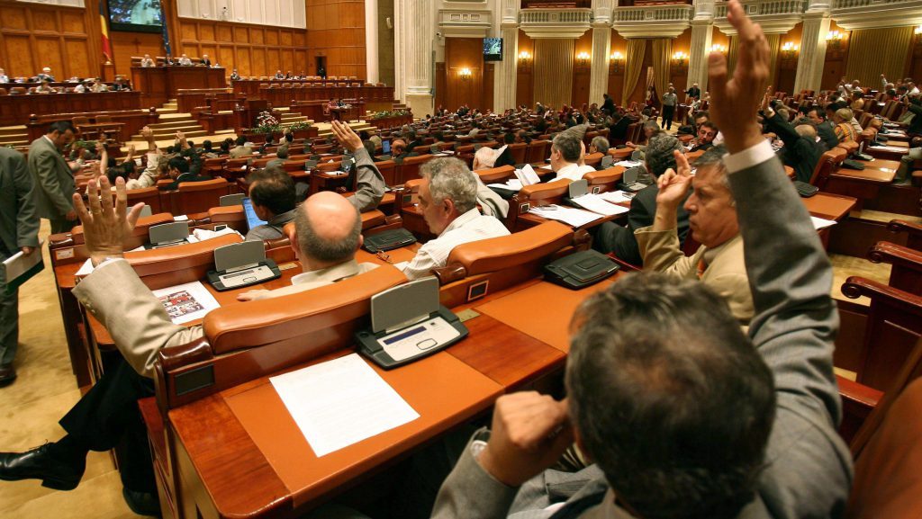 Guvernul va adopta bugetul pe anul 2019 cel târziu pe 31 ianuarie