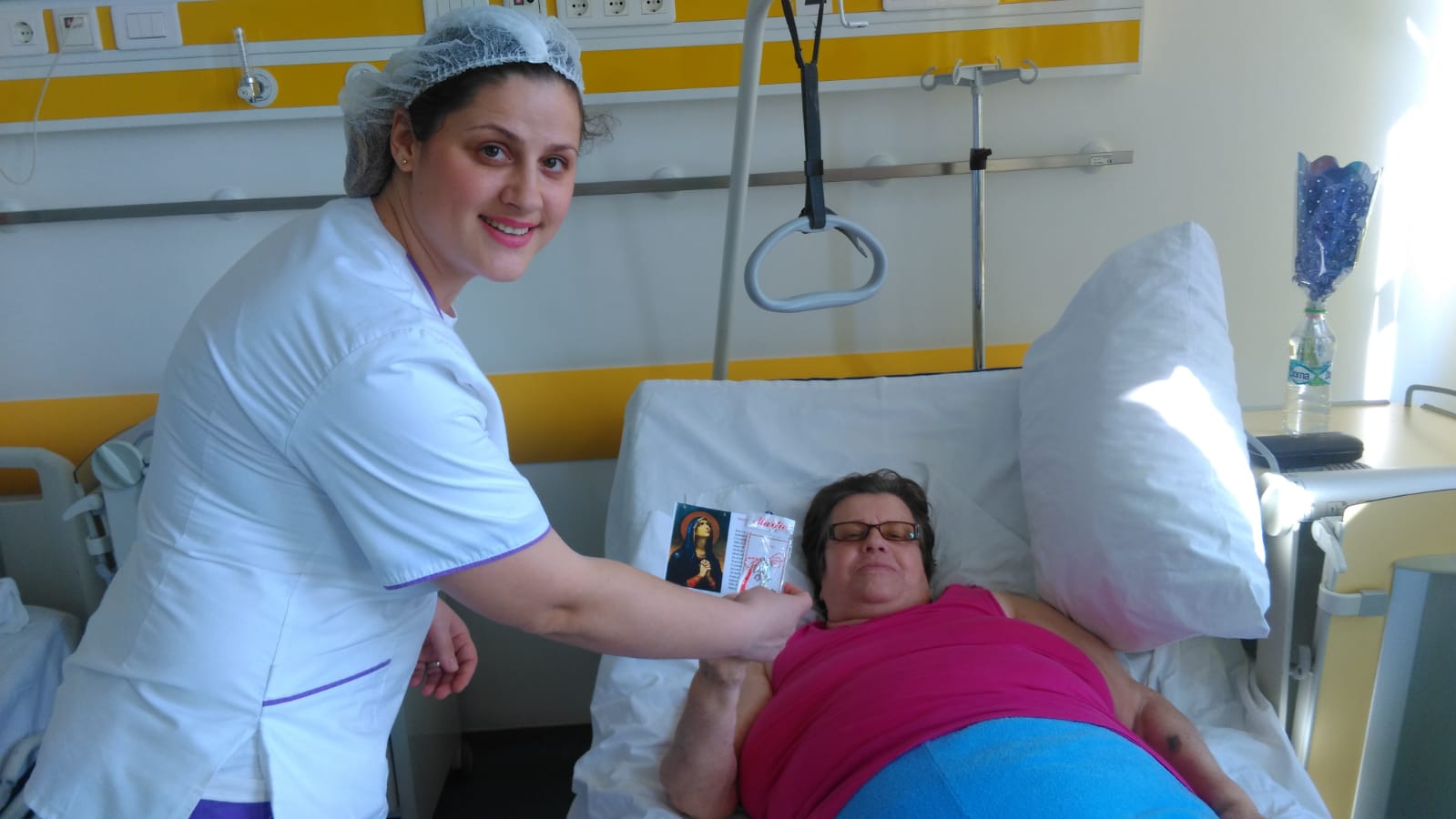 Echipa Arimex Comexim 2000 SRL a adus primăvara pe chipurile pacienților internați în spitalele constănțene