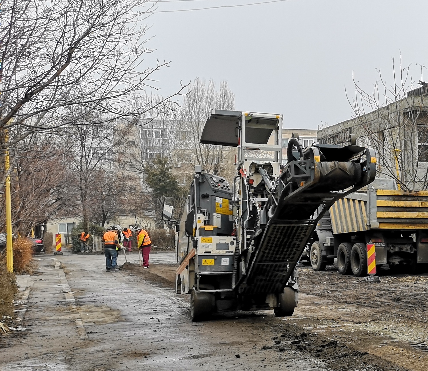 Zonă de evitat! De marți încep lucrările de pregătire pentru asfaltarea străzii Ștefăniță Vodă