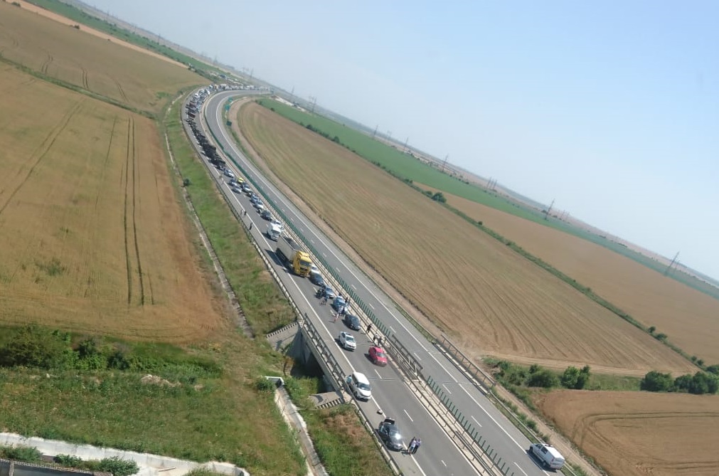 Accident rutier între 4 autoturisme pe A4