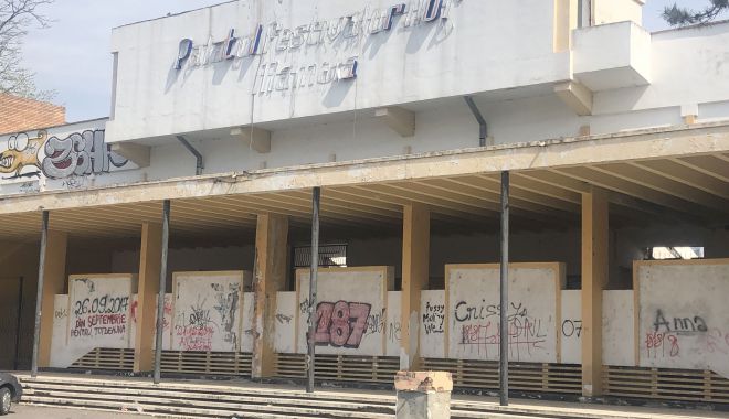 Încă un pas pentru REABILITAREA Teatrului de Vară Mamaia. Documentația tehnico-economică a imobilului va fi actualizată de o firmă din Iași