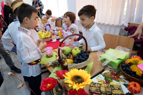 Vineri, Școala Gimnazială nr. 39 "Nicolae Tonitza" din Constanța, organizează a șaptea ediție a Târgului de toamnă