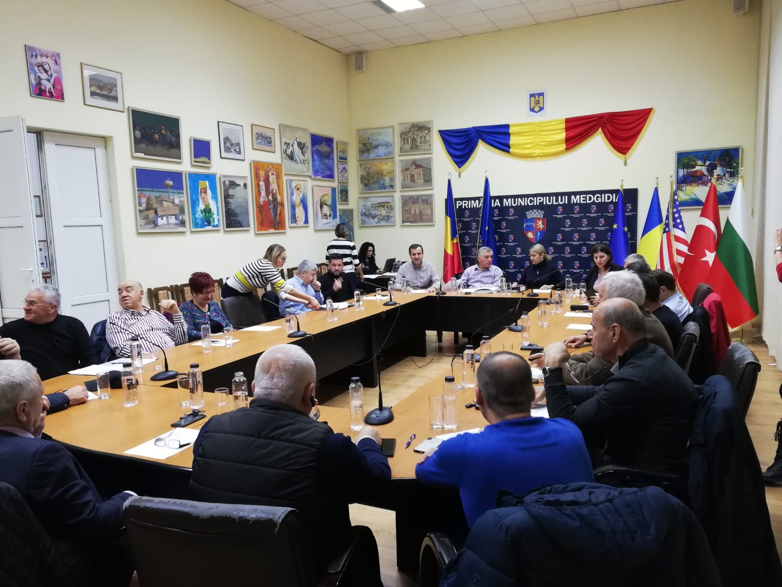 O nouă bază sportivă în municipiul Medgidia. Proiectul privind aducțiunea de gaze la Valea Dacilor, în linie dreaptă