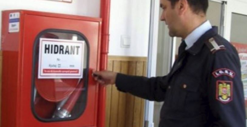 Școlile nu mai sunt obligate să obțină autorizația ISU de incendiu. Primăriile și proprietarii clădirilor trebuie să o obțină