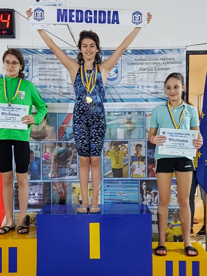 Patru medalii de aur câștigate de întotătoarea CS Medgidia, Mihaela Munteanu, la CUPA Barracuda