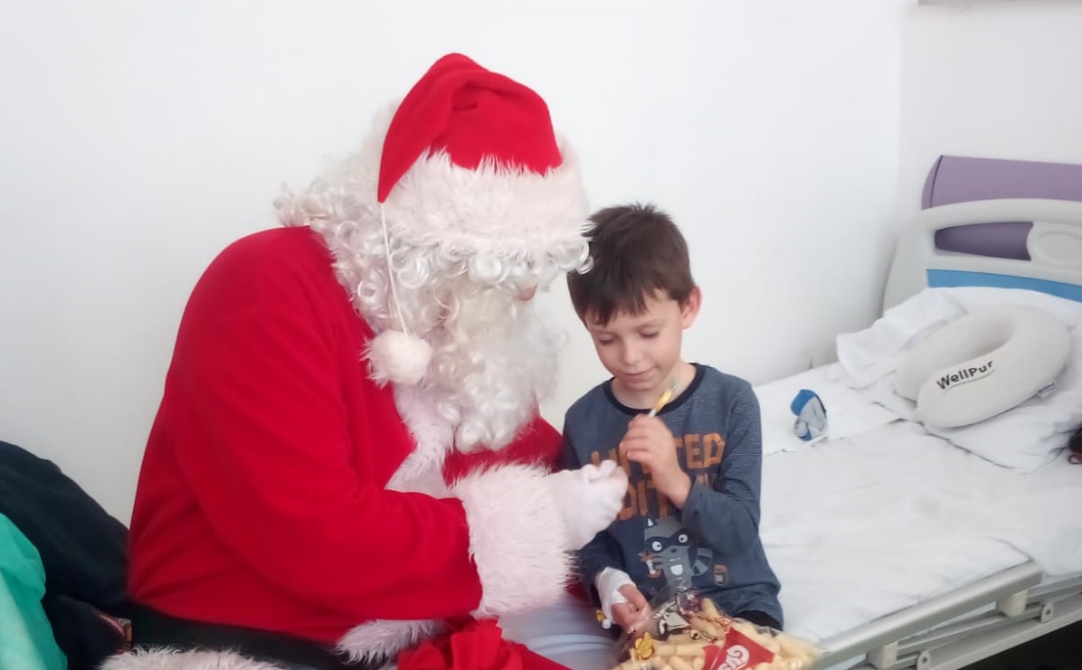 Un nou îndemn lansat de Asociaţia „Suflete deschise“ şi Arimex Comexim 2000 SRL: "Moș Crăciun trebuie să vină! Spritul Crăciunului înseamnă să crezi"