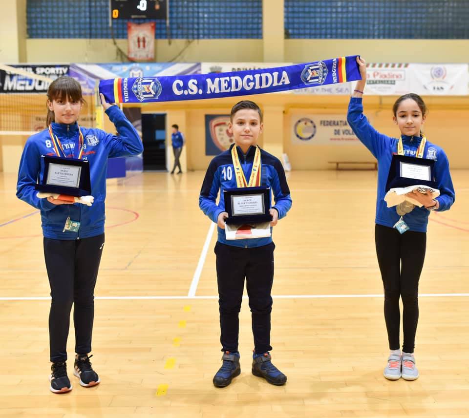 Luptătorii din cadrul CS Medgidia, campioni în 2019, premiați