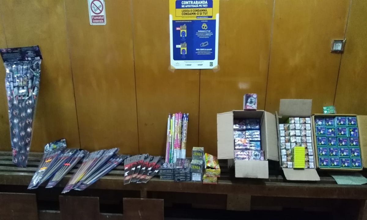 Peste 15.500 articole pirotehnice, confiscate în Punctul de Trecere a Frontierei Vama Veche