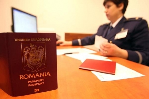 Serviciile de pașapoarte, permise, caziere și înmatriculare auto deschise și în weekend până pe 5 ianuarie