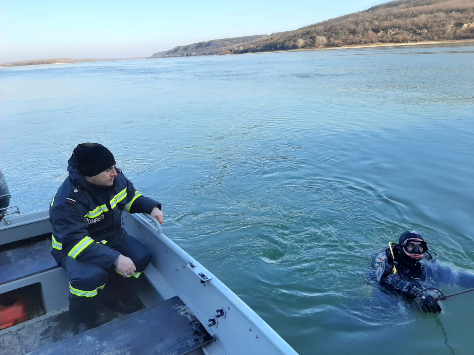 S-au sistat căutările marinarului dispărut în Dunăre