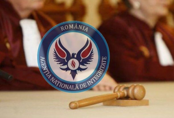 Directorul Direcției Economice a Autorităţii Competente de Reglementare a Operaţiunilor Petroliere Offshore la Marea Neagră, INCOMPATIBILĂ