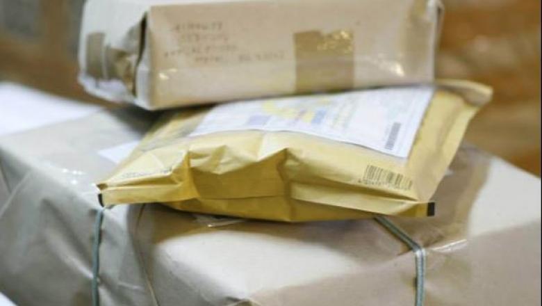 Sunt periculoase pachetele pe care românii din Italia le trimit în ţară? Explicaţiile preşedintelui Societăţii Române de Microbiologie