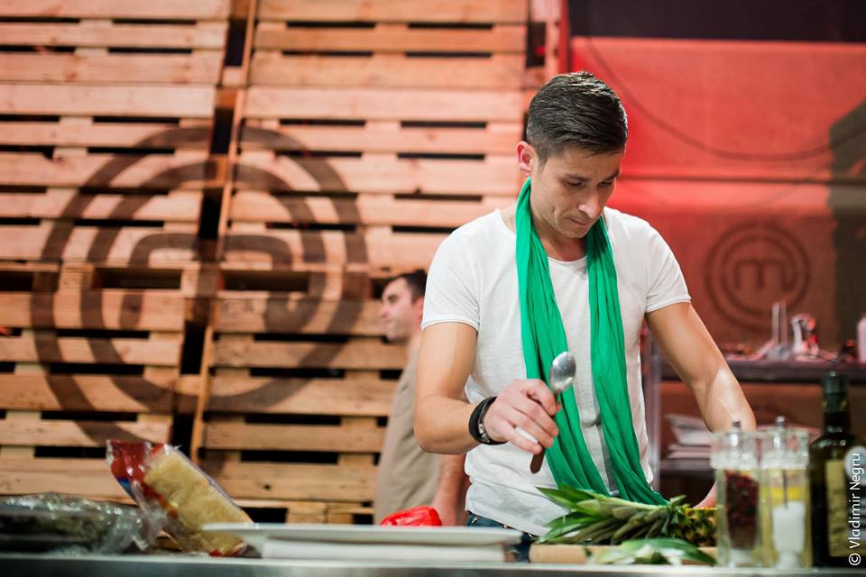 Doliu la Master Chef! Avea doar 37 de ani. Trei copii au rămas orfani