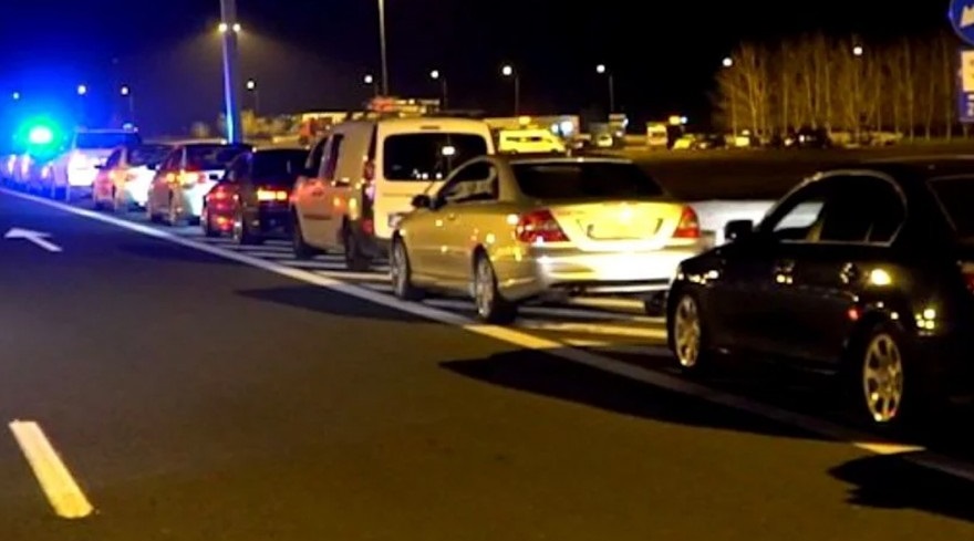 Cum arată declaraţia pe propria răspundere necesară celor care ies din case în timpul nopţii