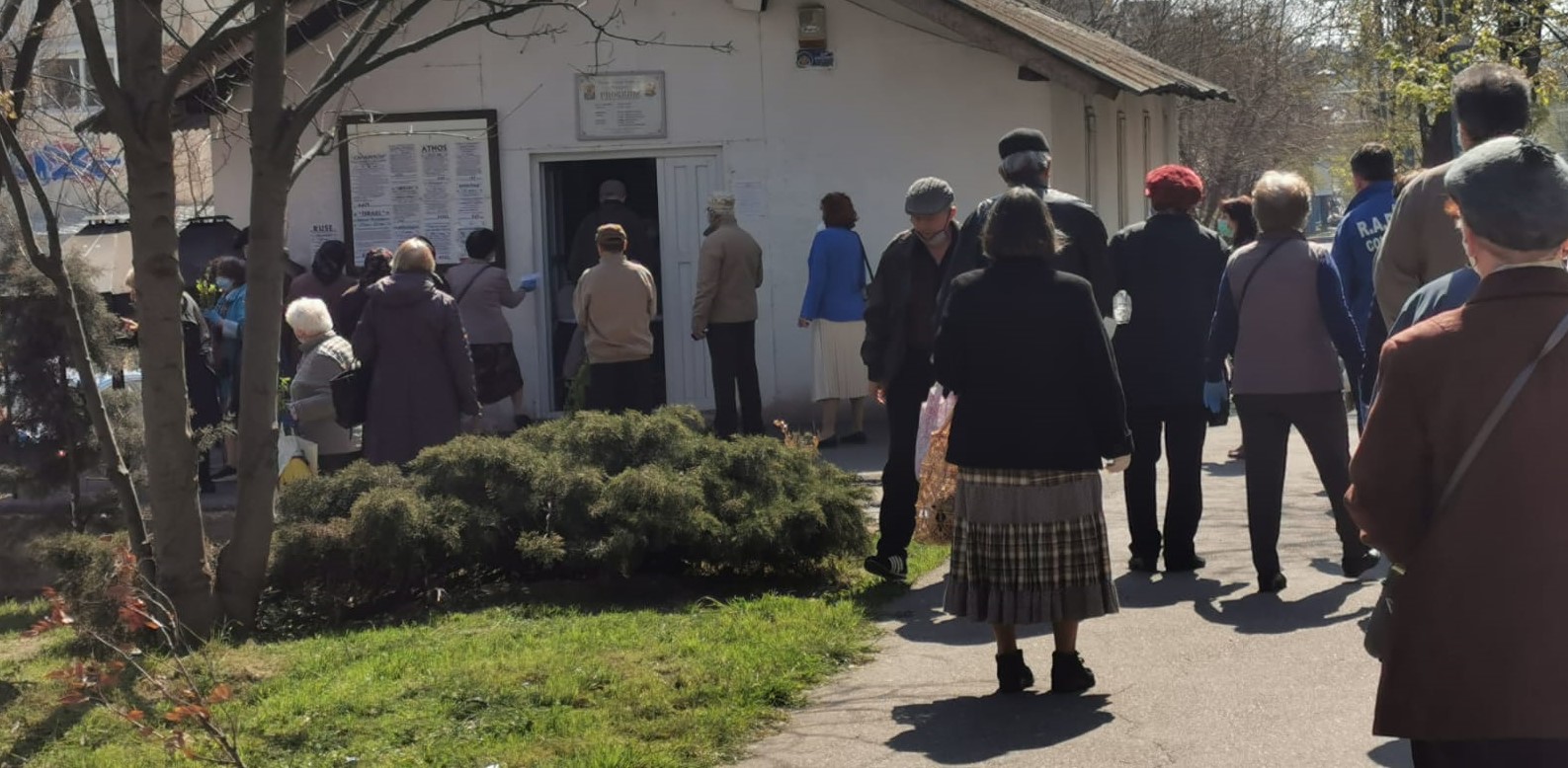 Ministrul Sănătății: Posibilă izolare până în IULIE pentru persoanele peste 65 de ani