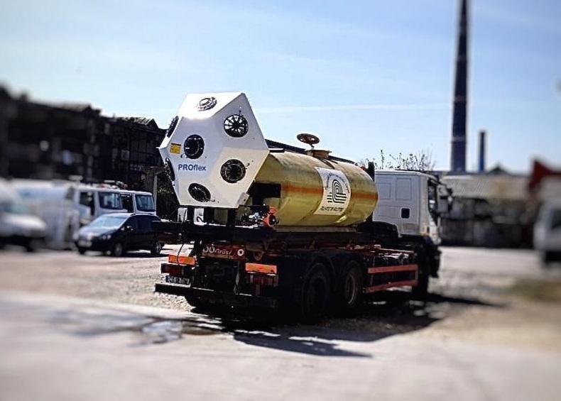 Din această seară, un atomizor de mare capacitate va dezinfecta bulevardele, străzile principale și trotuarele din Constanța