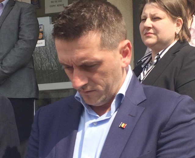 Un comisar din cadrul Protecției Consumatorilor Constanța a depus plângere penală împotriva unuia din cei doi viceprimari