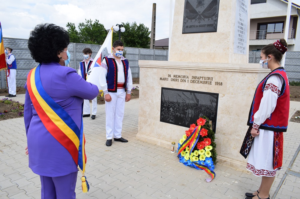 (Foto) Înălțarea Domnului și Ziua Eroilor celebrate la Cumpăna