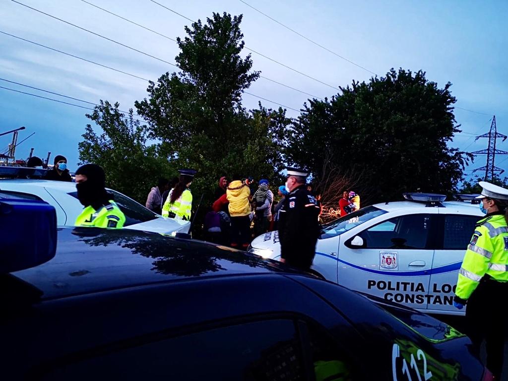 Barăcile din Poarta 5 și Poarta 6 din Constanța, dezafectate iar zonele igienizate. Cei care locuiau, din Cobadin și Cumpăna, trimiși acasă