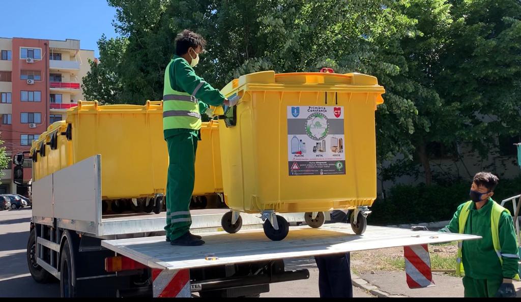 Polaris M Holding și Primăria Constanța au început montarea a 400 de containere galbene în municipiu