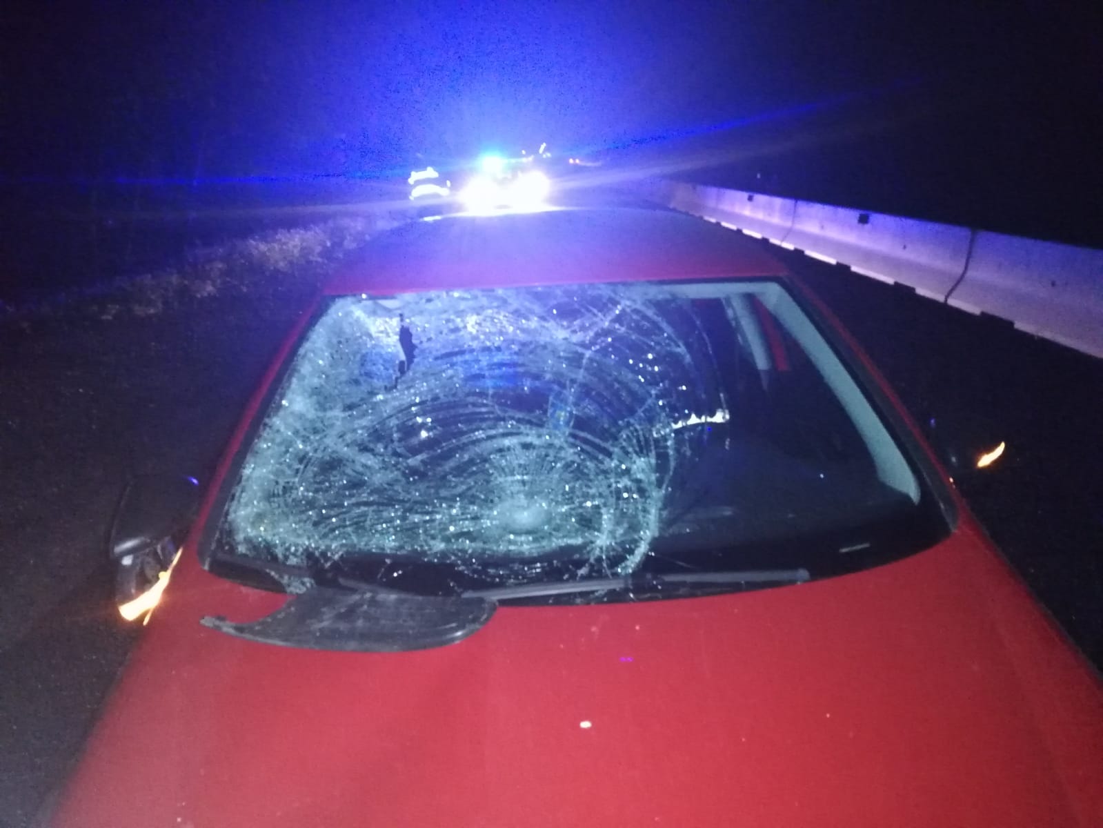 (Foto) Un tânăr din județul Ilfov, accidentat noaptea trecută în zona popasului de la Valu lui Traian