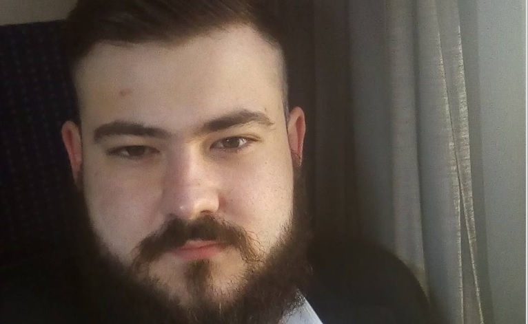 El este tânărul care a murit în accidentul produs de o bătrână. Familia are nevoie de ajutor pentru a-l înmormânta