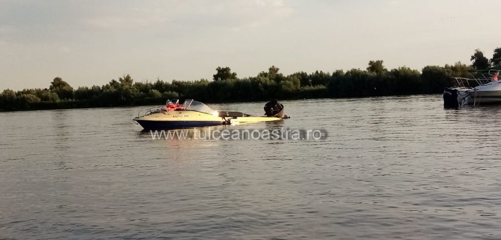 Două ambarcațiuni s-au ciocnit la Murighiol. Sunt trei răniți