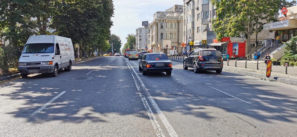 Continuă lucrările de modernizare a bulevardului Tomis: Începe frezarea carosabilului între strada Nicolae Iorga și bulevardul Mamaia