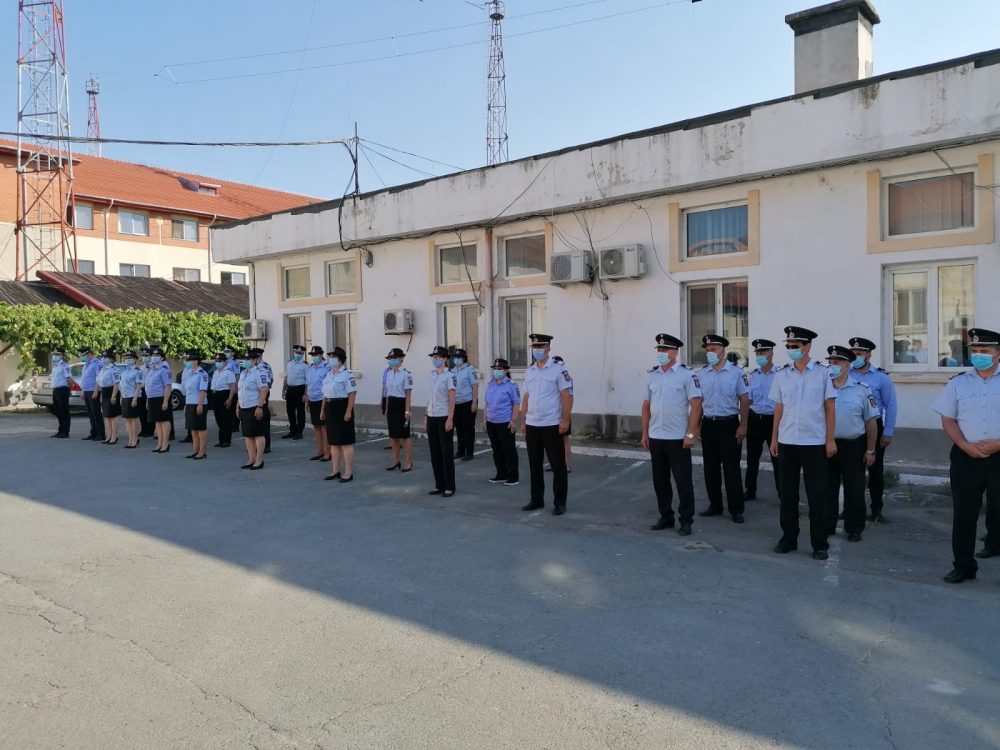 75 de pompieri de la ISU Dobrogea au fost înaintați în grad