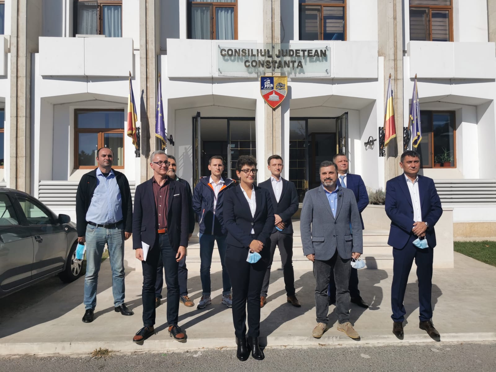 Alianța USR Plus a depus listele pentru parlamentare. Stelian Ion: "E important ca lumea să se prezinte la vot. După 30 de ani este o mare șansă să schimbe direcția"