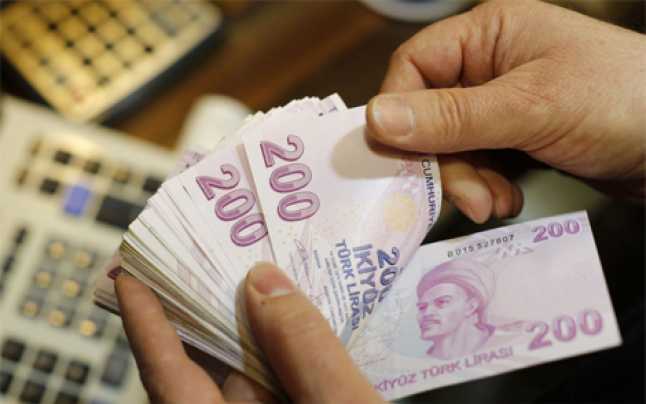 Lira turcească a scăzut rapid în ultimele zile după tensiunile dintre Turcia și Franța