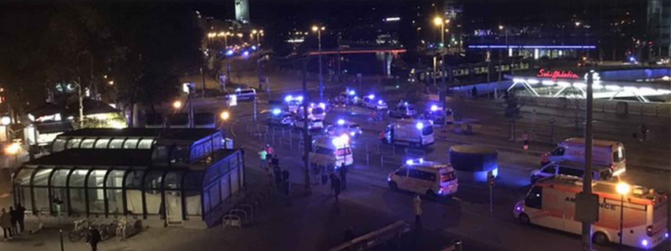 Atac terorist la Viena și luări de ostatici. Mai multe persoane ucise și rănite