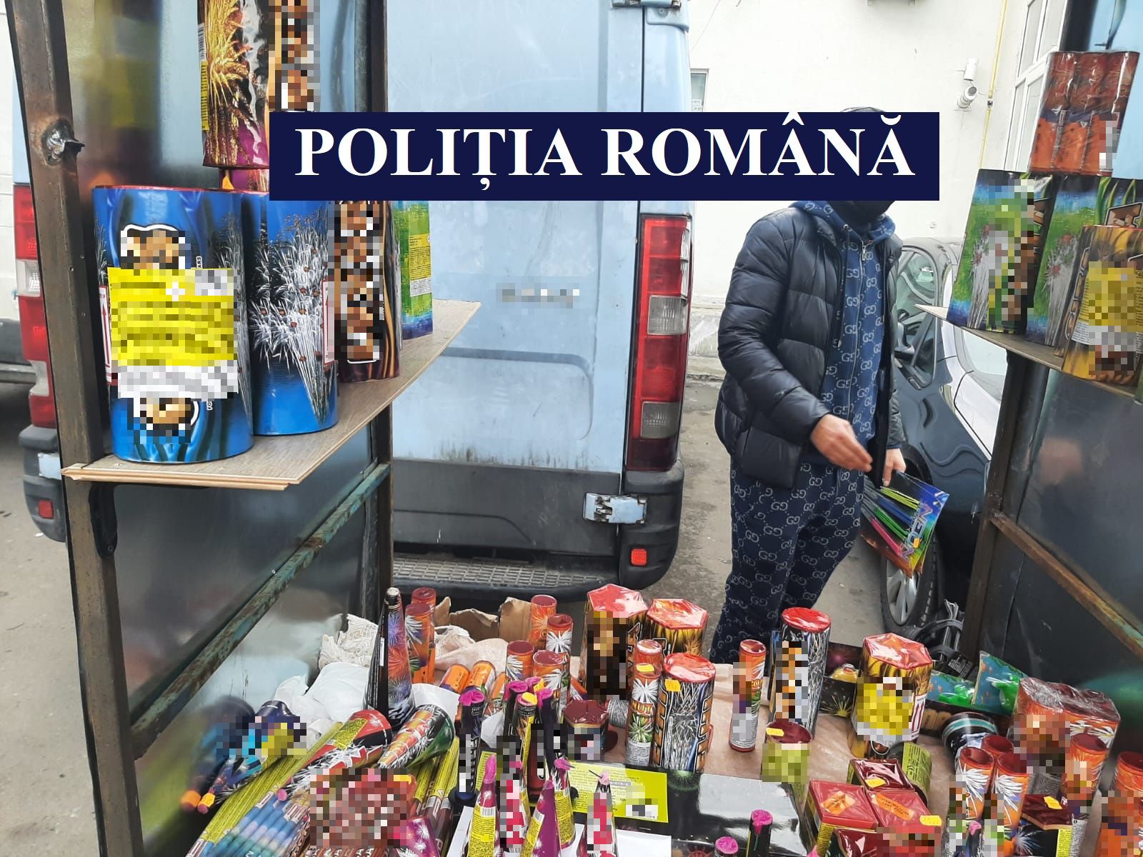 Controale și percheziții în Constanța, Medgidia și Ovidiu la agenții economici care comercializează articole pirotehnice