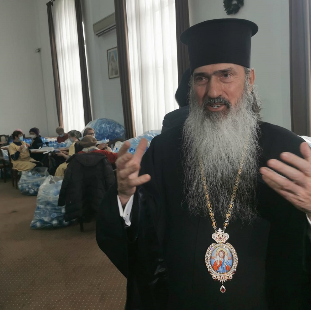Mesajul Arhiepiscopului Tomisului: ”Dacă ne ascundem de sărbători înseamnă că vrem să fim biruiți de boală”