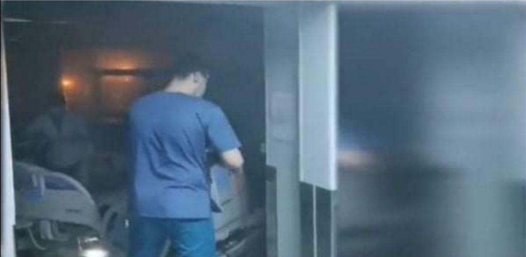 Fum gros la ATI, la Spitalul ”Sfântul Pantelimon” din Capitală. Pacienții, evacuați