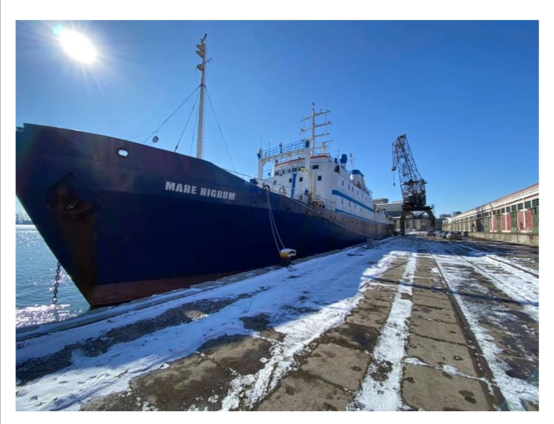 România are o navă de cercetări marine, o fostă navă de pescuit căreia i s-a schimbat în mod fericit destinul