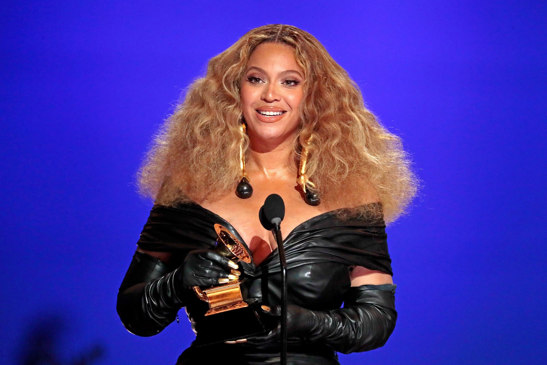 Premiile Grammy 2021. Beyonce, Taylor Swift și Billie Eilish, marile câștigătoare ale serii