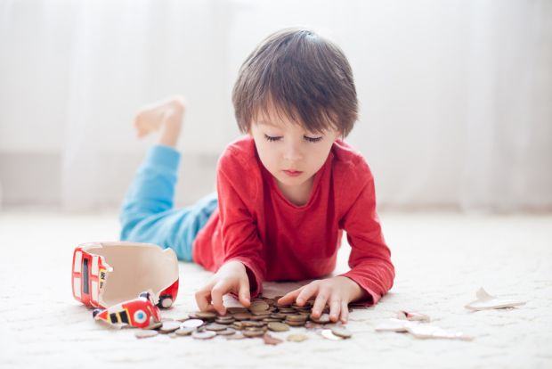 Platformă online de educaţie financiară pentru elevi