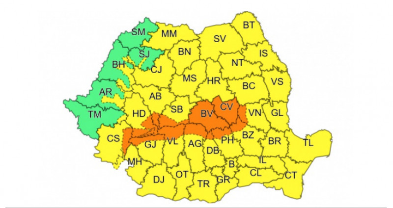 Cod portocaliu de viscol și ninsori abundente în 13 județe. Un alt cod galben de ploi și ninsori, în aproape toată țara